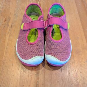PLAE Kids Chloe Sandals in Pink and Lime